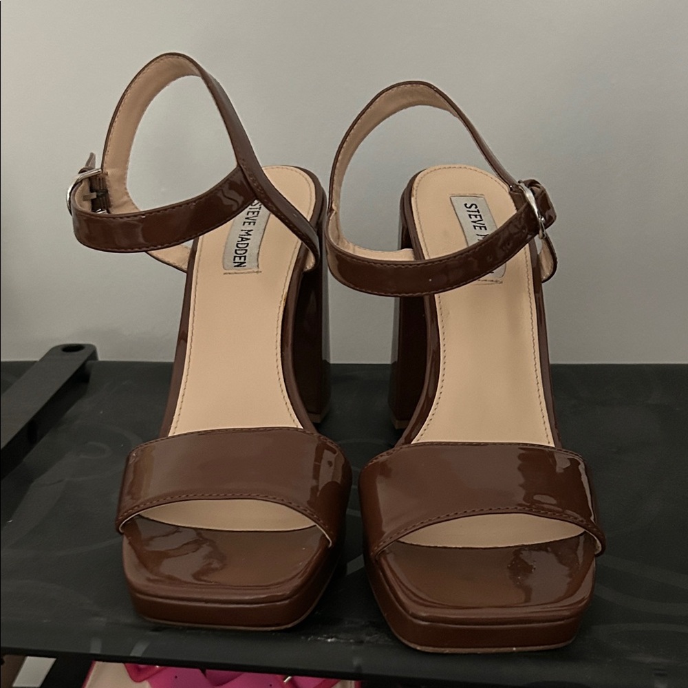 Steve Madden Brown Patent Leather Heels